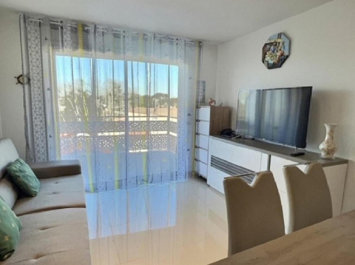 A 150M De La Plage - Coquet Appartement Pour 4 Personnes Vias Buitenkant foto